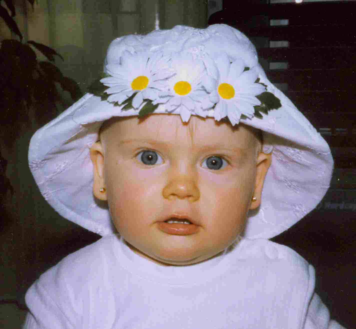 Maja2-1 Jahr alt-85.jpg (30953 Byte)
